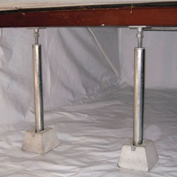 crawl space jack posts installed in an encapsulated crawl space in Anderson